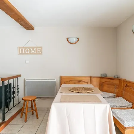Le Midi - Duplex Climatise - Proche Λα Σιοτά